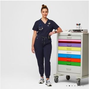 FIGS Zamora high waisted jogger scrub pants - navy